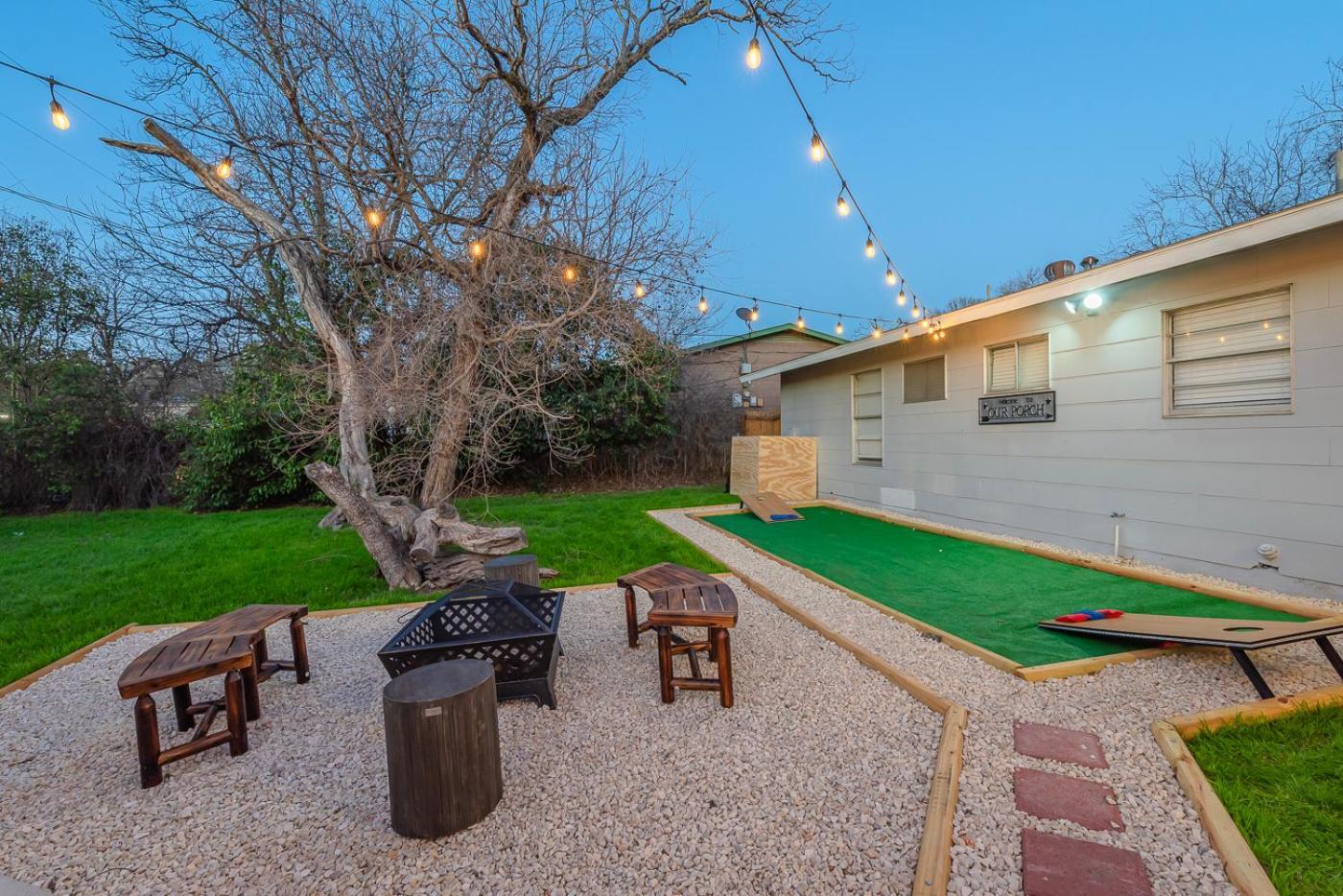 Game Room, Pool & Fire Pit At The Medical Center San Antonio Ngoại thất bức ảnh
